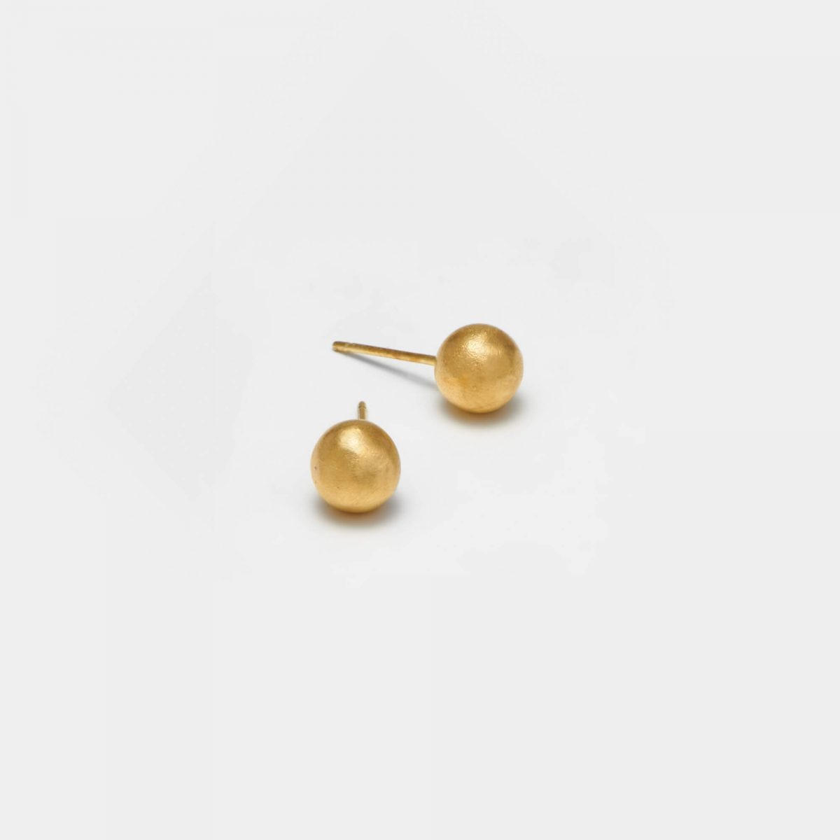Gold Marble Earrings by Xoutou's