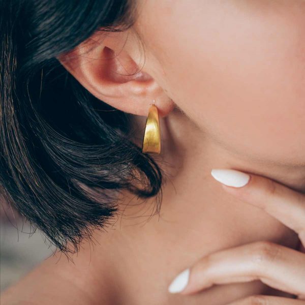 Gold Luz Earrings by Xoutou's