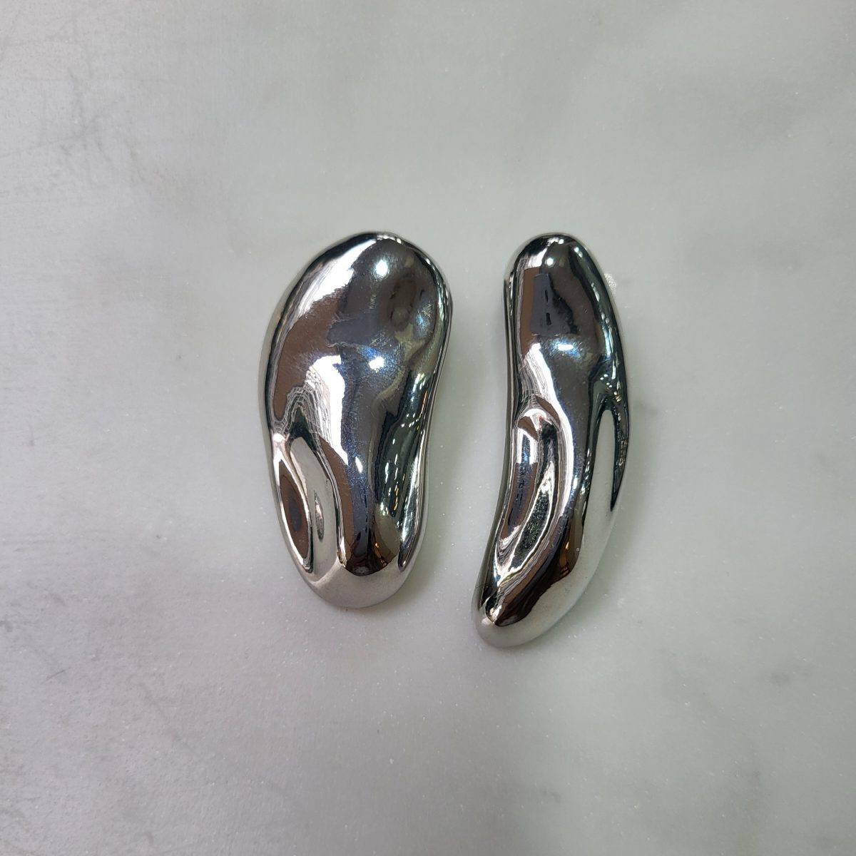 Silver Fluid Earrings No.1